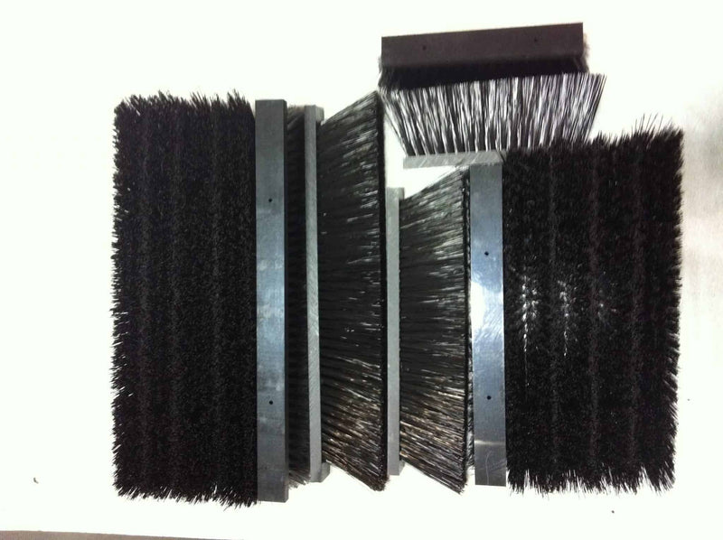 Black Brushes - GreensGroomer